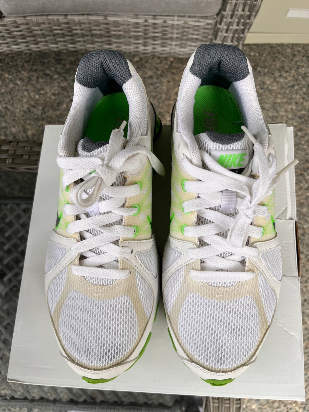 Nike Shox Running Shoes White/Lime Green - photo 3