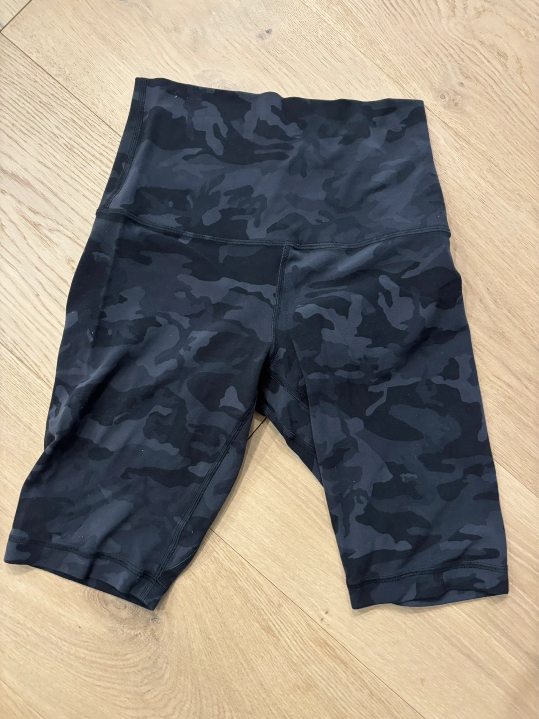 Lululemon Align High-Rise Shorts 8" Size 6 - photo 3