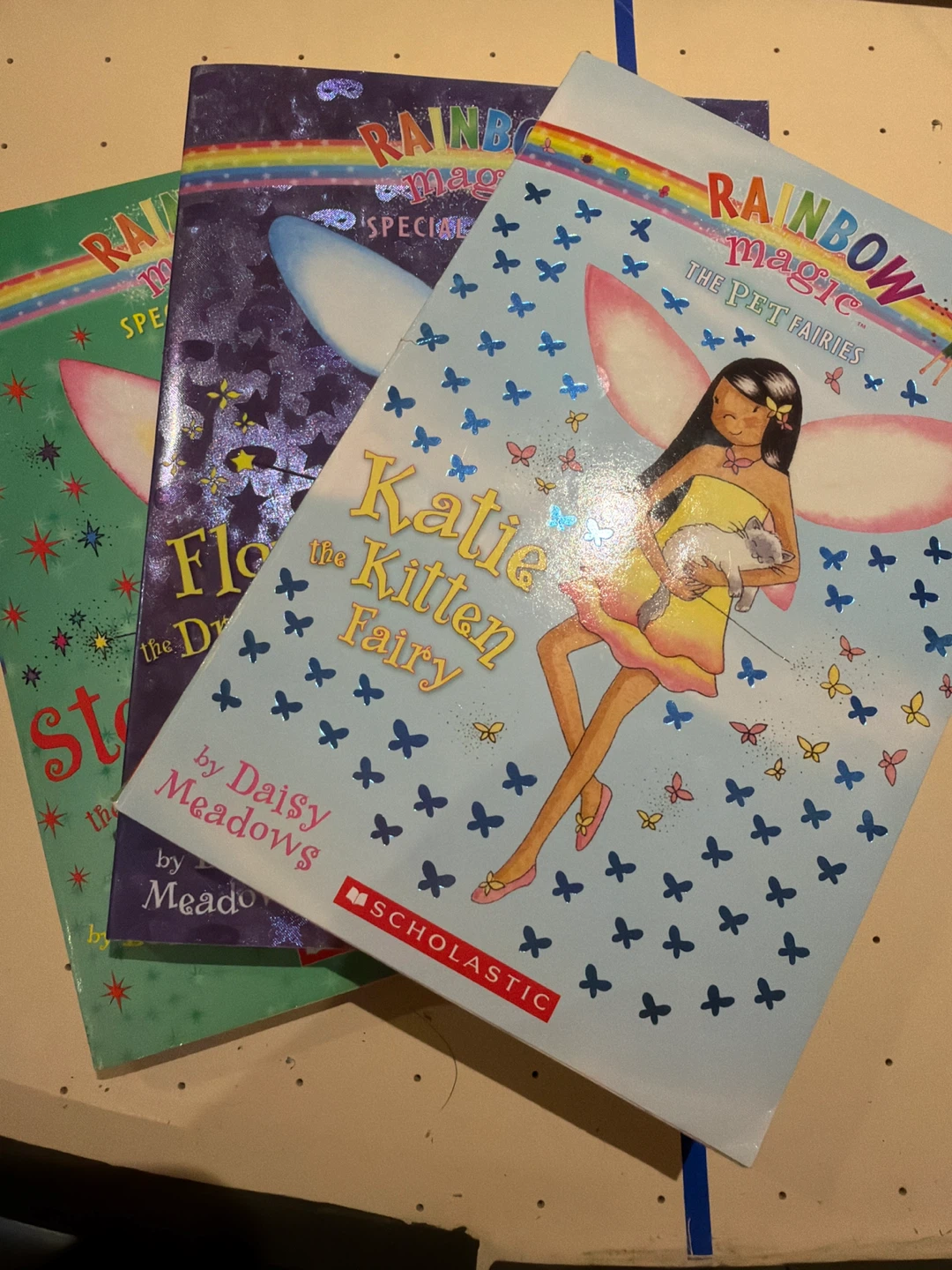3 Rainbow Magic Children's Books (Set of 3)