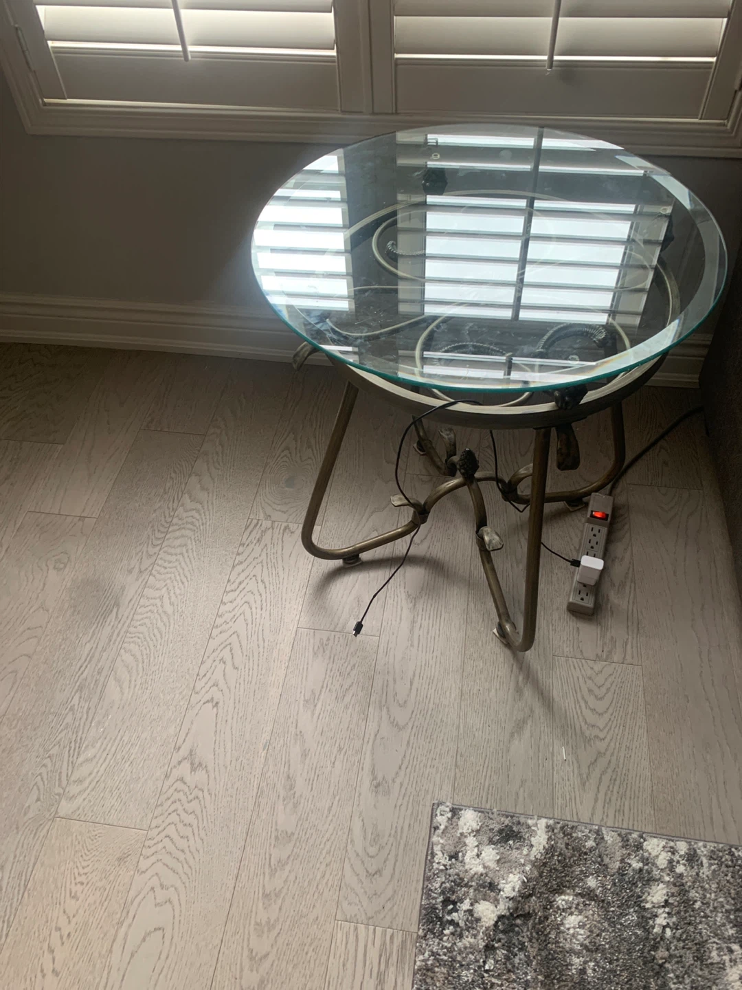Glass Top Round Side Table - photo 2