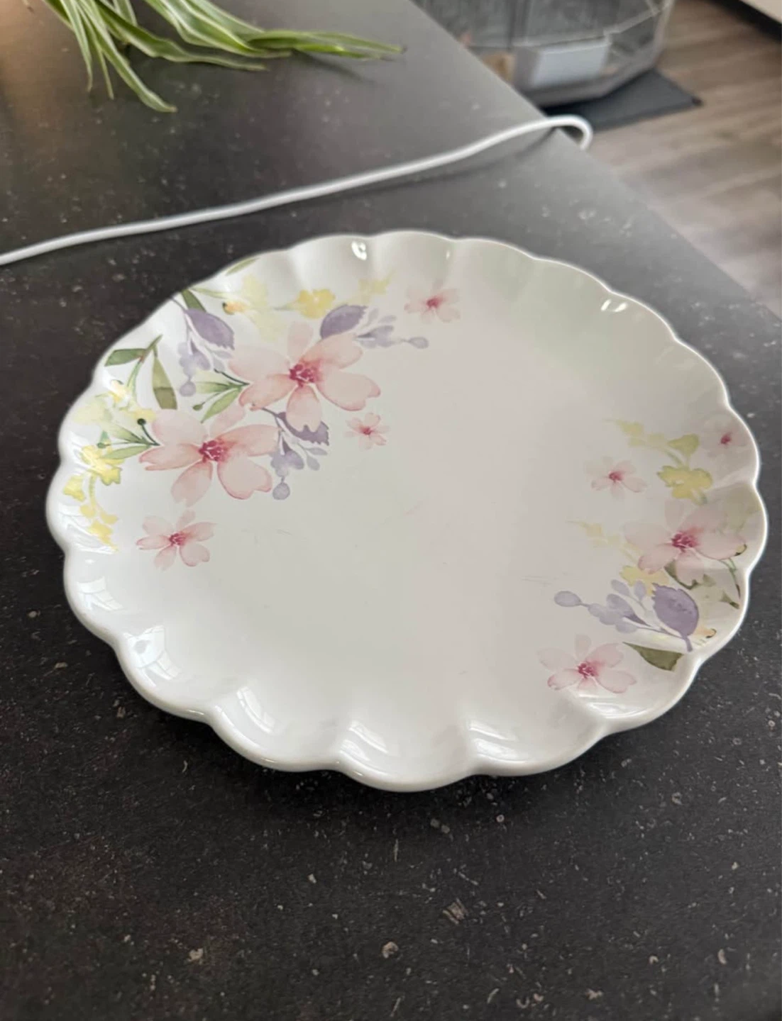 Cute Flower Plate