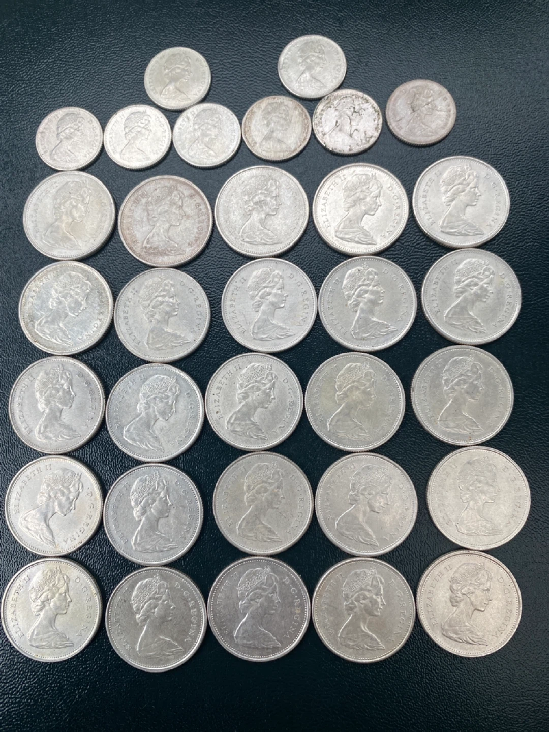 33- Collection of Canadian silver Coins - photo 5