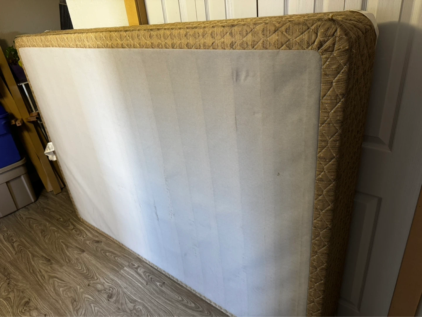 NEW Double Mattress & Used Box Spring (Delivery Available) - photo 4