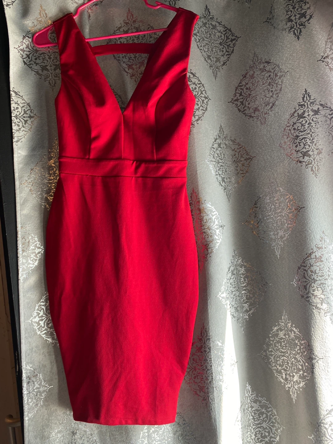 Windsor Red V-Neck Bodycon Dress