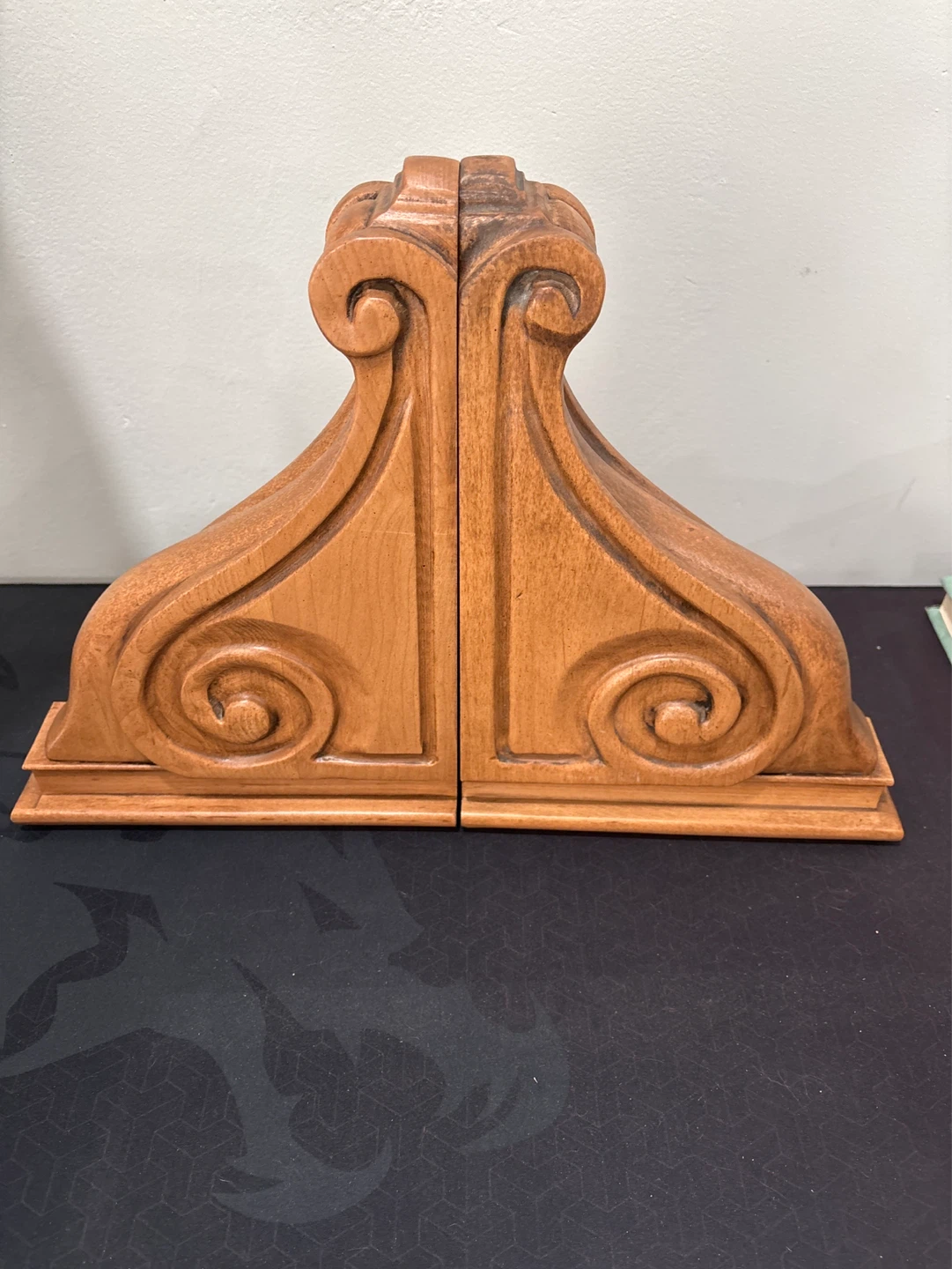 Wood Decorative Corbel Brackets Set - photo 3