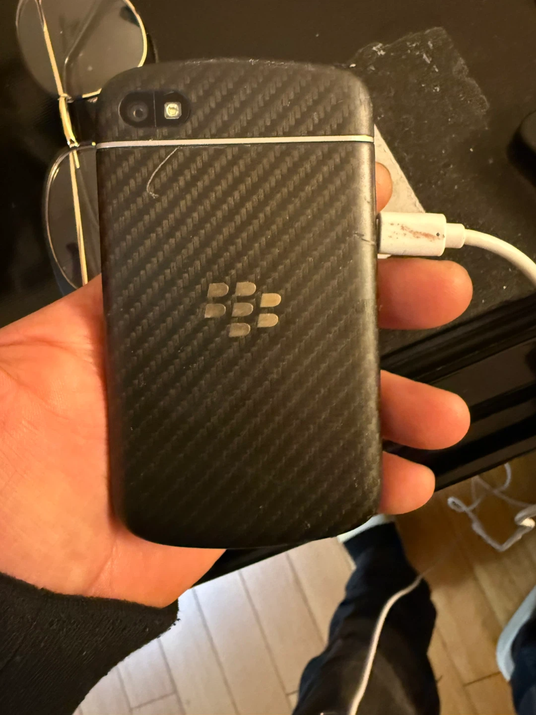BlackBerry Q10 Smartphone - photo 2
