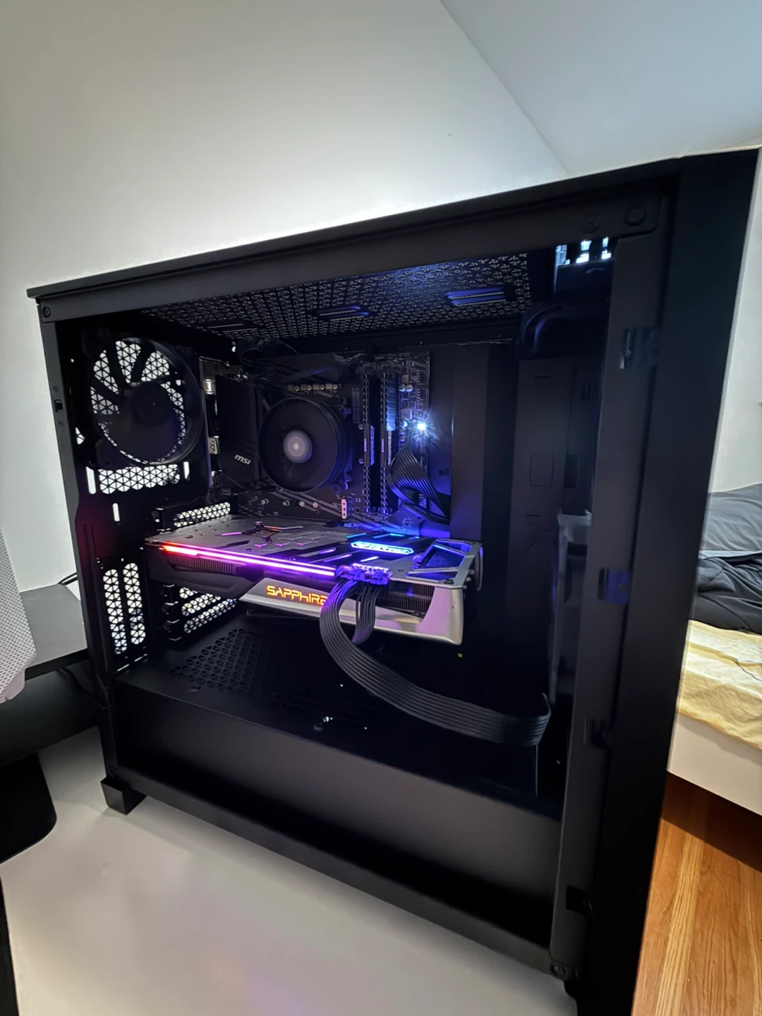 GAMING PC RX 5700 8GB / RYZEN 5 5600G / RAM 16GB