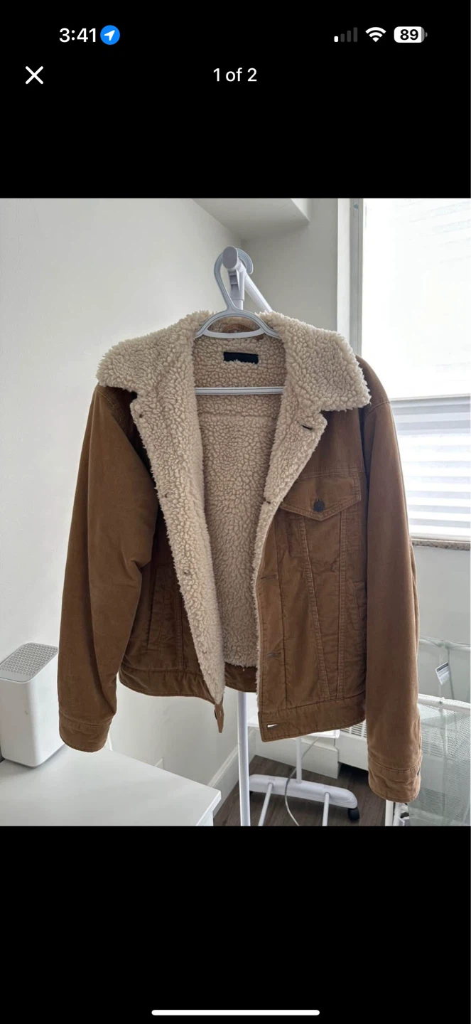 UNIQLO Sherpa Jacket - small size
