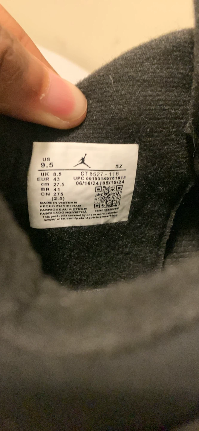 Air Jordan 4 Retro 'Black Cat' Men's Shoes - photo 5