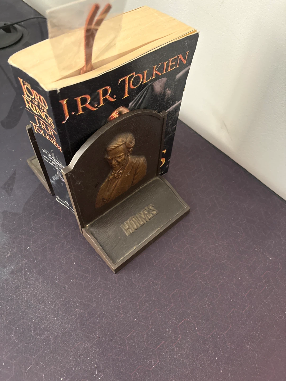 Holmes  Cast Iron Heavy Bookends Set - photo 3