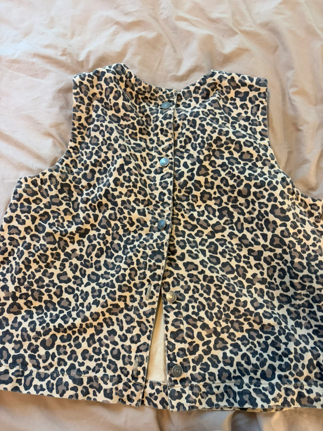 Abercrombie & Fitch Leopard Print  - Size XL - photo 2