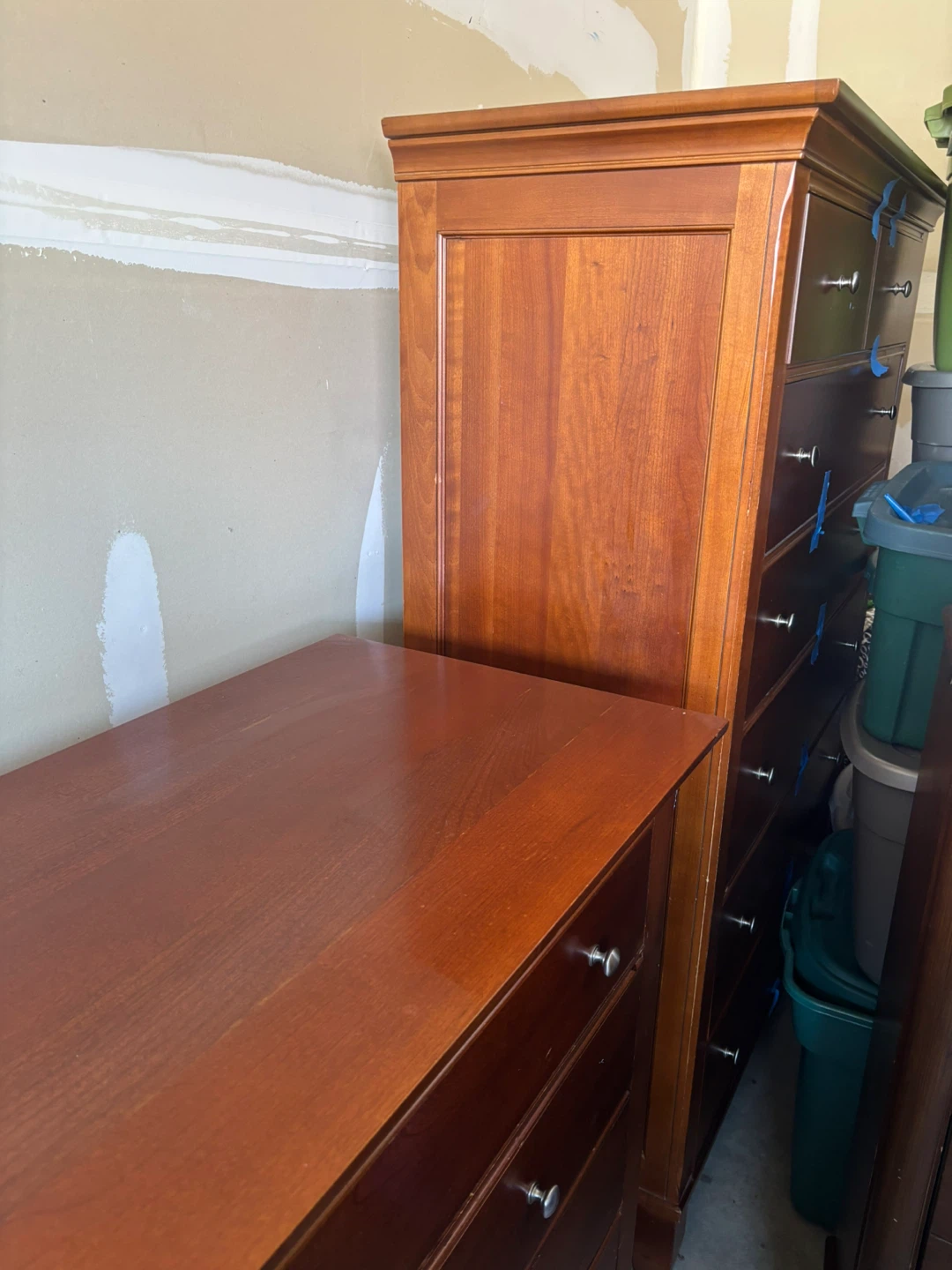 Thomasville Wooden Chest of Drawers - photo 3