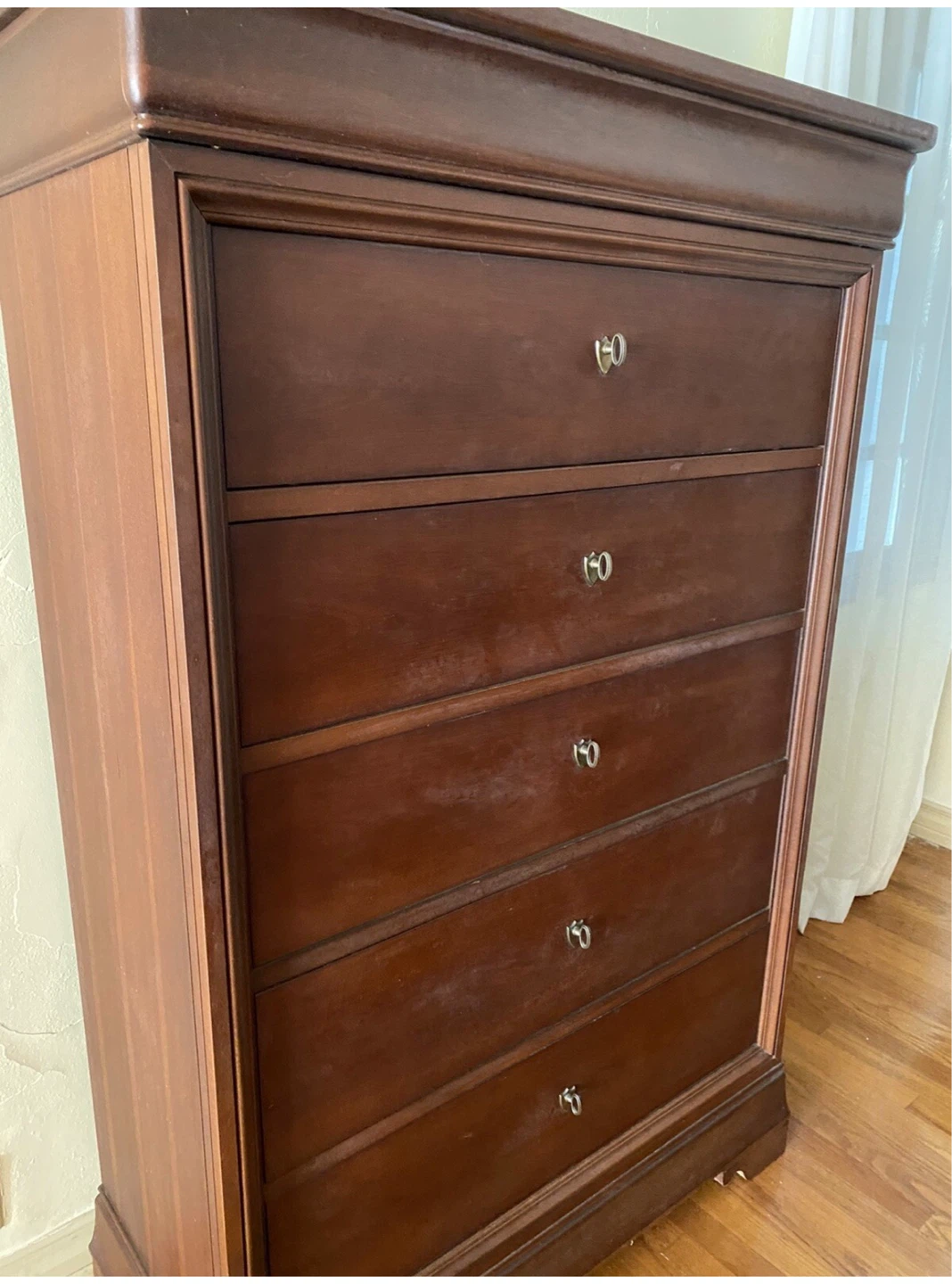 Thomasville Wooden Chest of Drawers