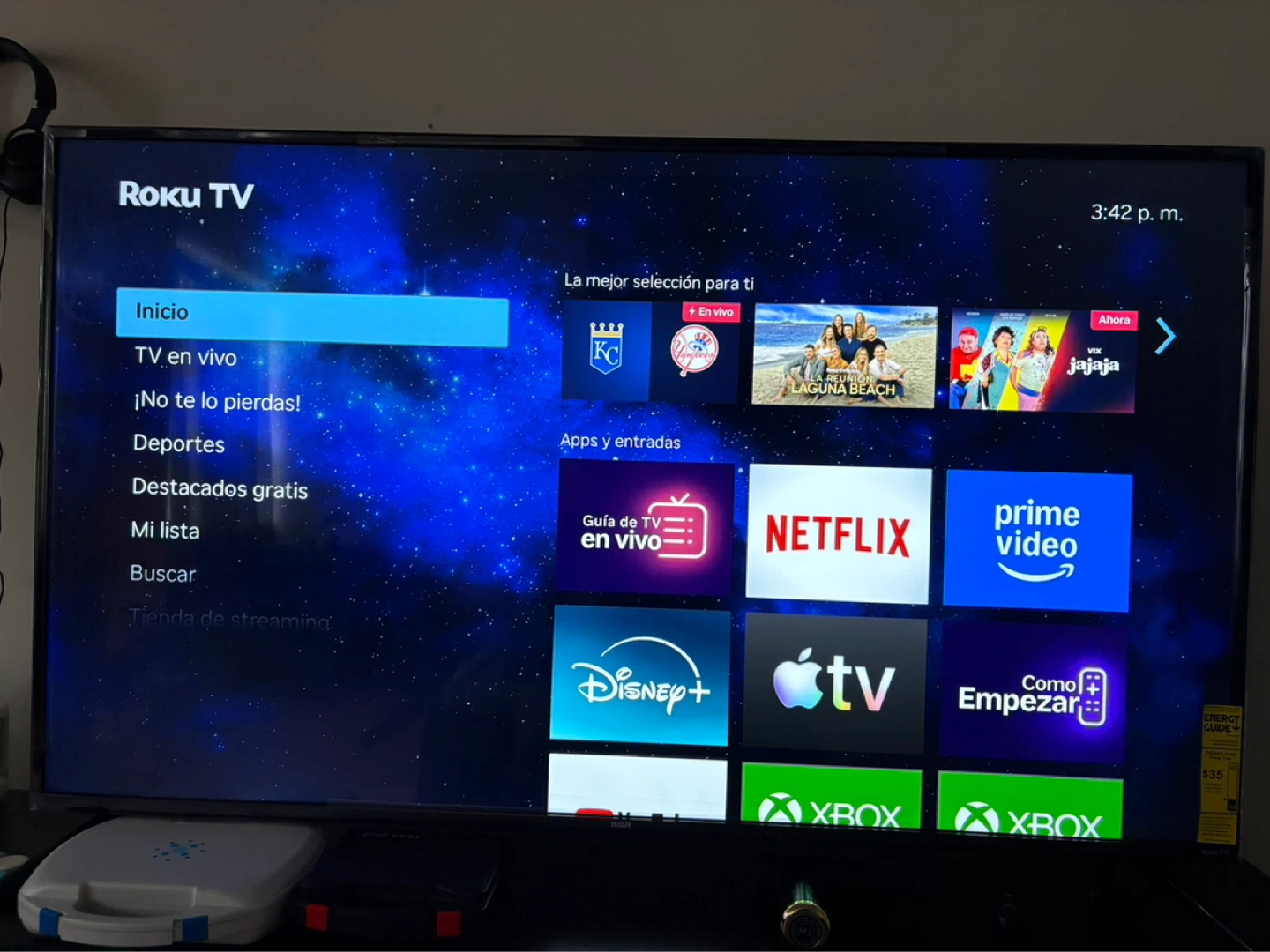 RCA 55" 4K Smart TV Roku TV - photo 3