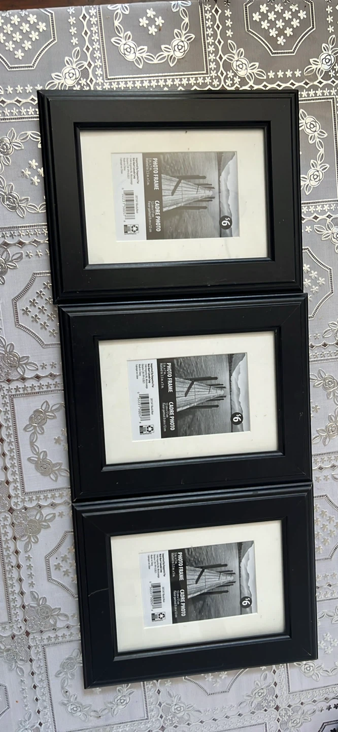 Set of 3 Black Photo Frames (4x6 inch)