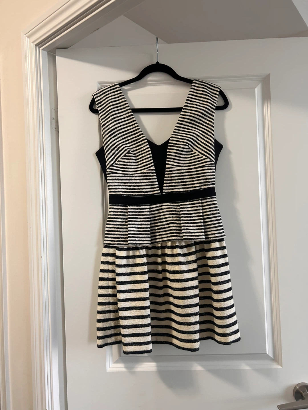 BCBGMAXAZRIA piper striped peplum dress size 4 - photo 3