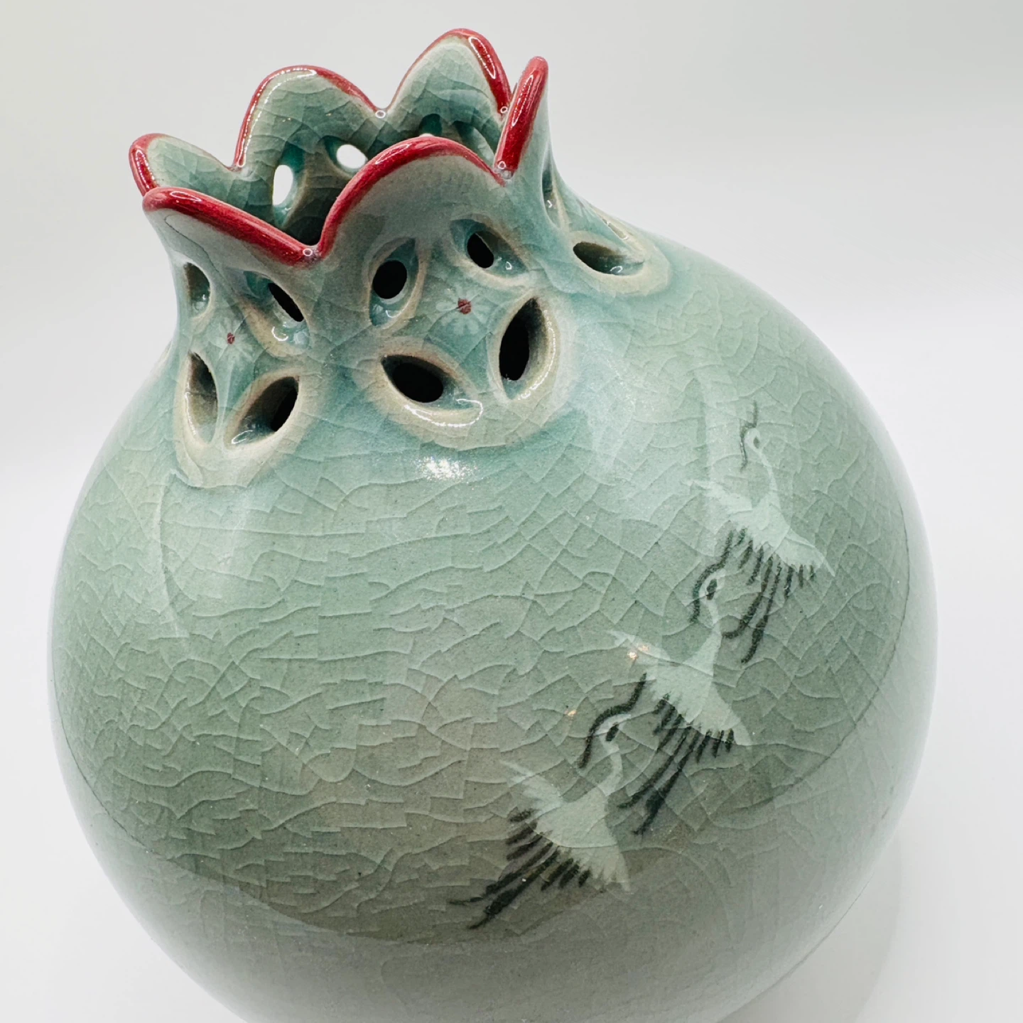 Signed Pomegranate Vase with Crane Motif - photo 2