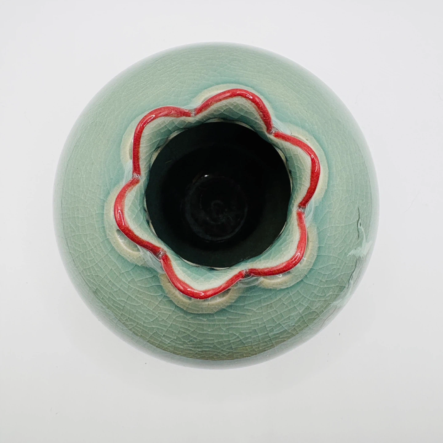 Signed Pomegranate Vase with Crane Motif - photo 4