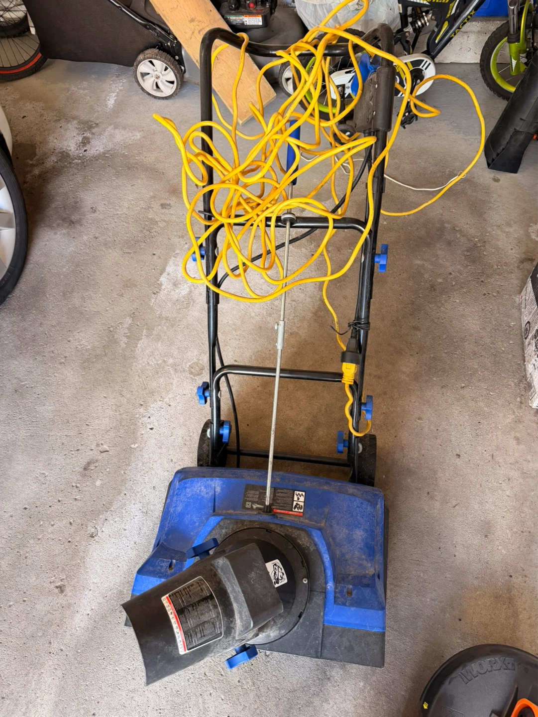 Snow Joe Electric Snow Blower