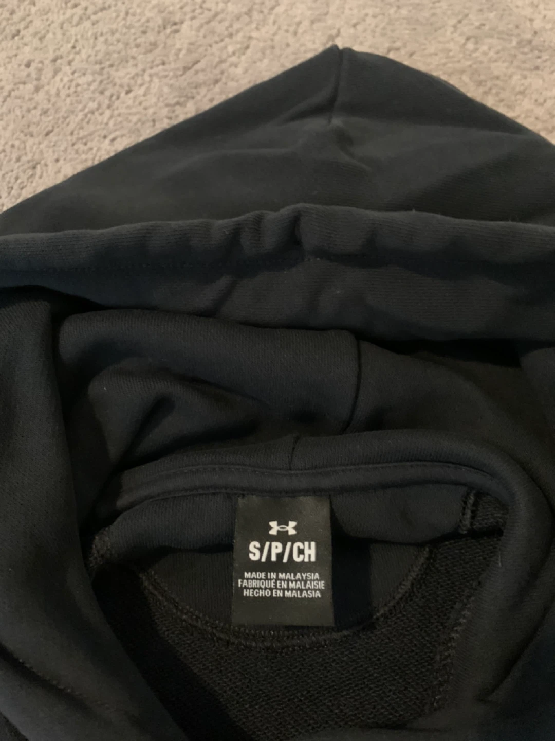Under Armour Black Hoodie - Size S/P/CH - photo 2