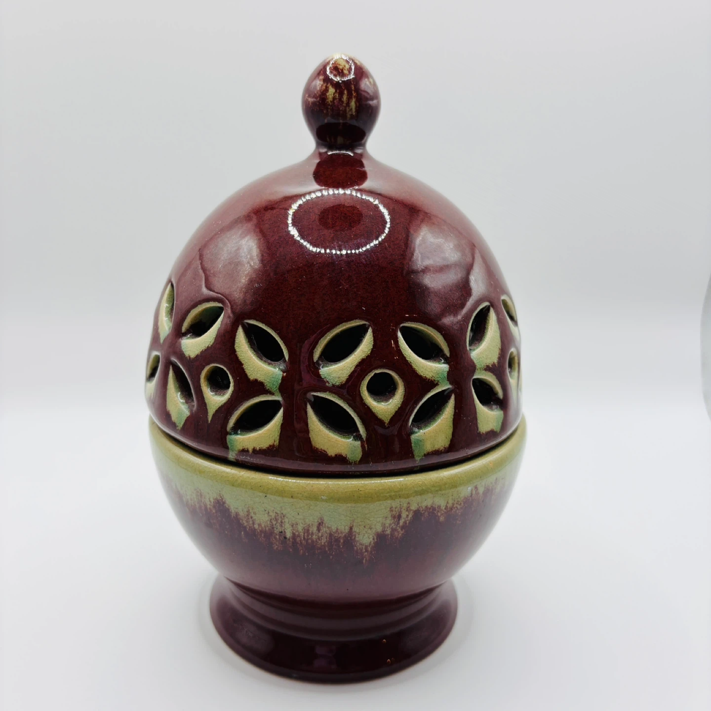 Bombay Company Potpourri Jar Brown Glazed Porcelain Lidded