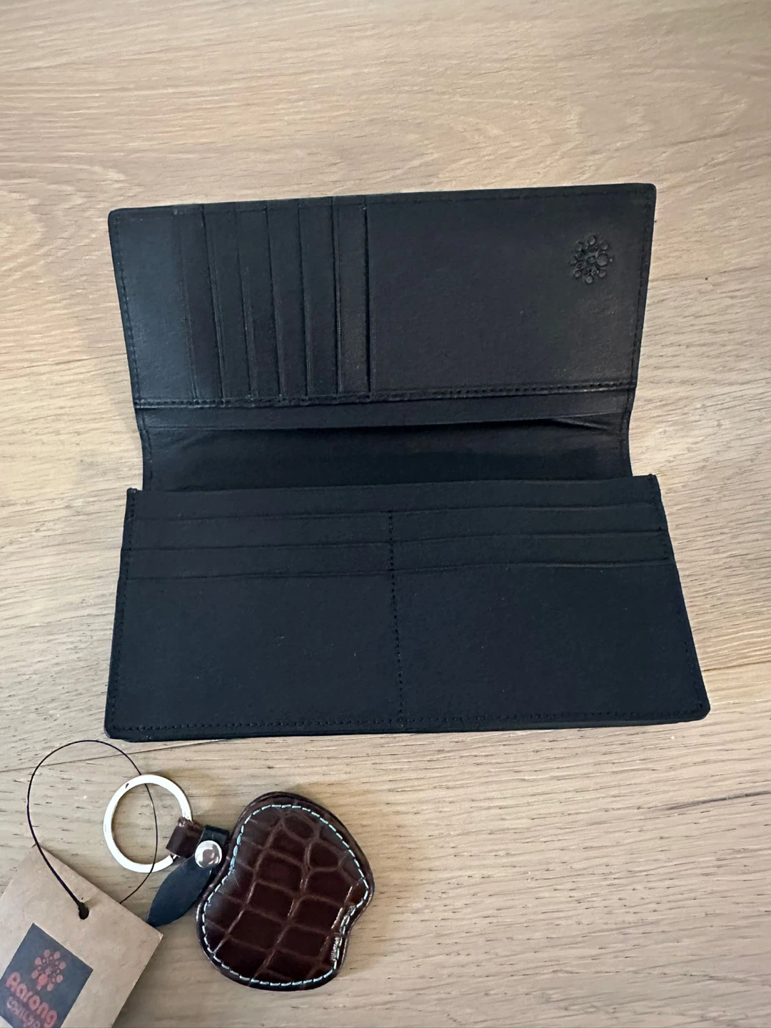 Aorong Leather Long Wallet with Keychain