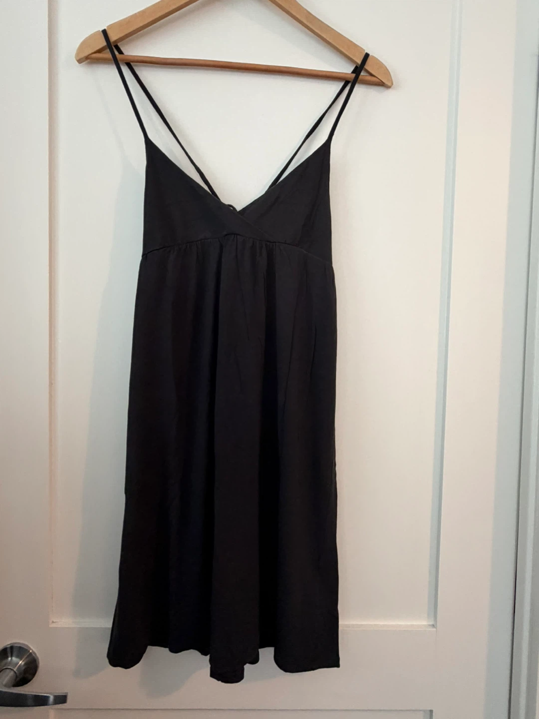 3 Bathing suit cover-ups. Joe Fresh, Levi's, & Vitamin A - photo 4