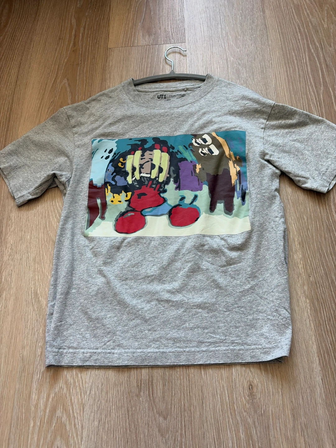 Uniqlo UT Graphic T-Shirt