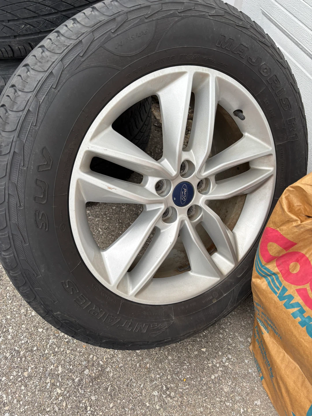 Ford Edge Tires with Rims - Set of 4 - photo 2