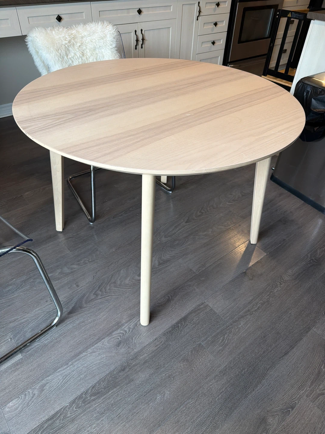 Round Wood Dining Table