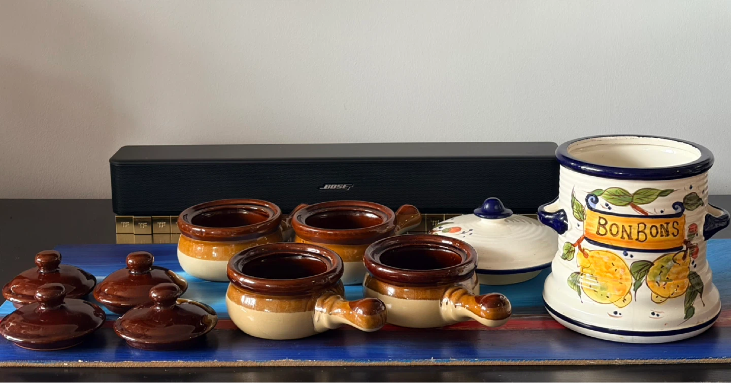 Set of 4 Ceramic Ramekins with Lids and "Bon Bons" Jar - photo 4
