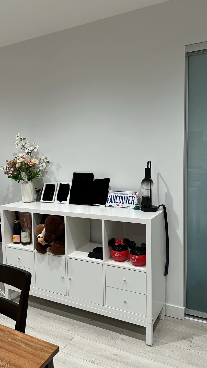 IKEA KALLAX Shelf Unit (White) – Storage Combo w/ Legs