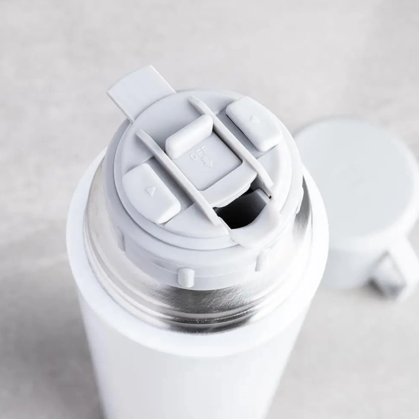 ZWILLING 1L Thermo Thermal Travel Bottle (White/Silver) - photo 3