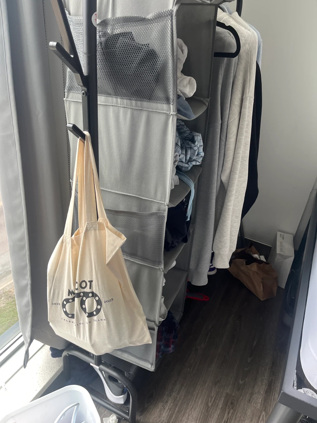 Simple Houseware Garment Rack with Storage Shelves - photo 2