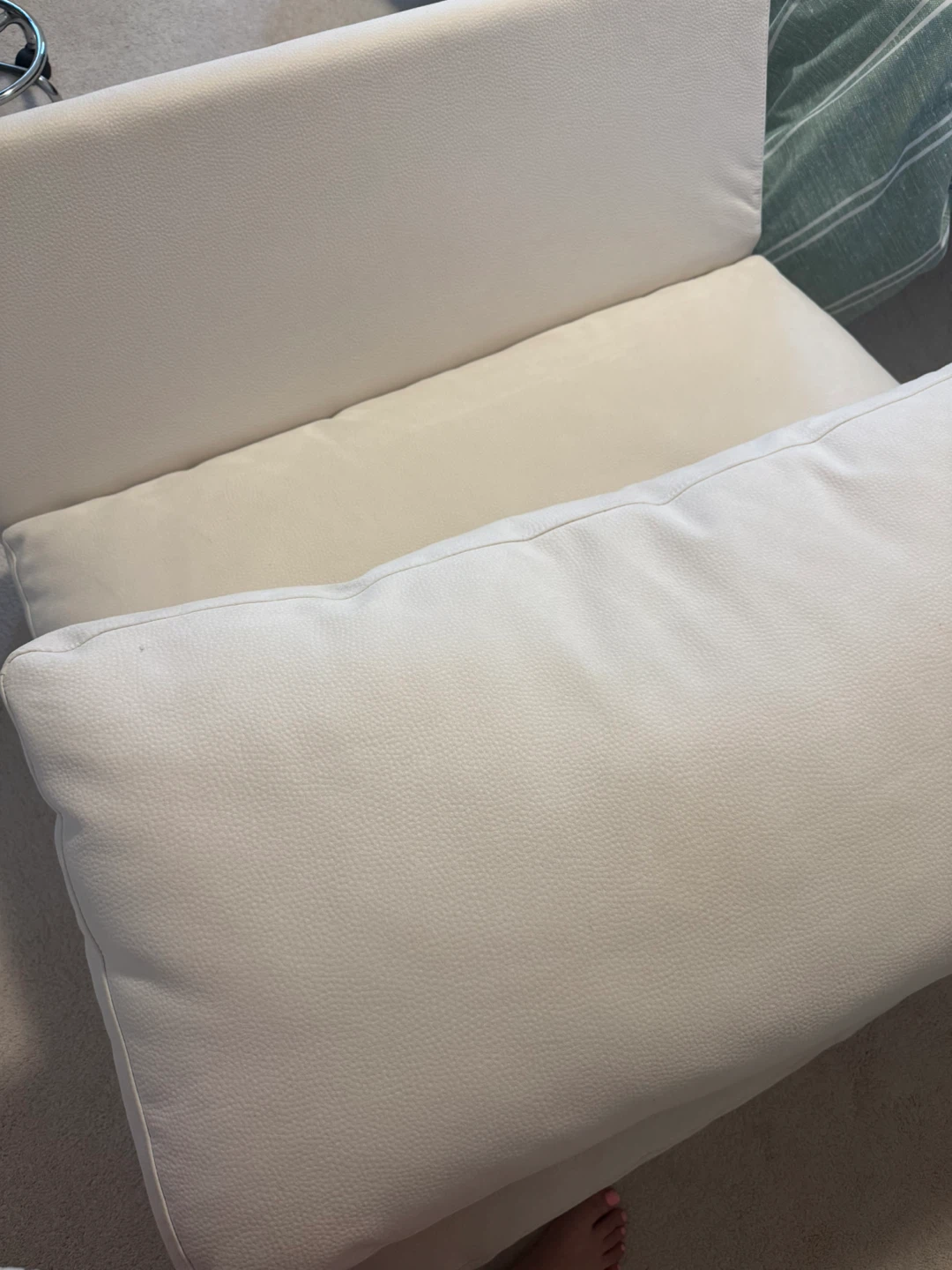 Cream Armless Accent Chair - photo 3