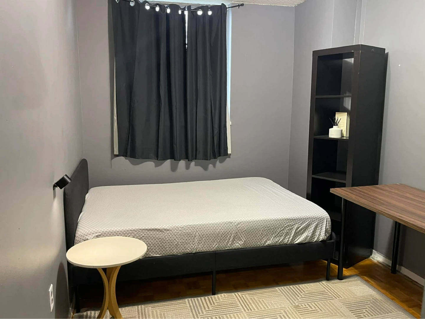 Bedroom for rent - photo 5