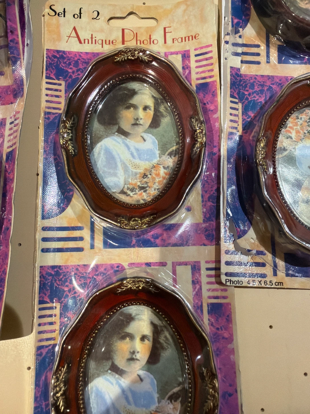 Antique Photo Frame Set (4 packs) New condition