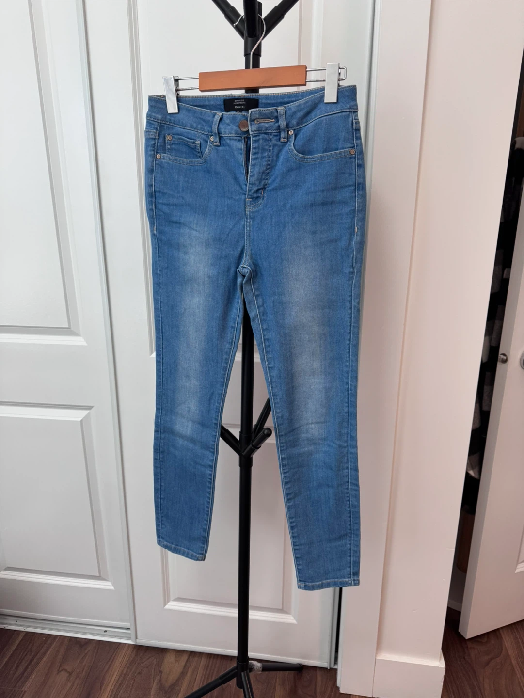 RW&CO. Women's Skinny Leg Jeans - Size 27 - photo 2