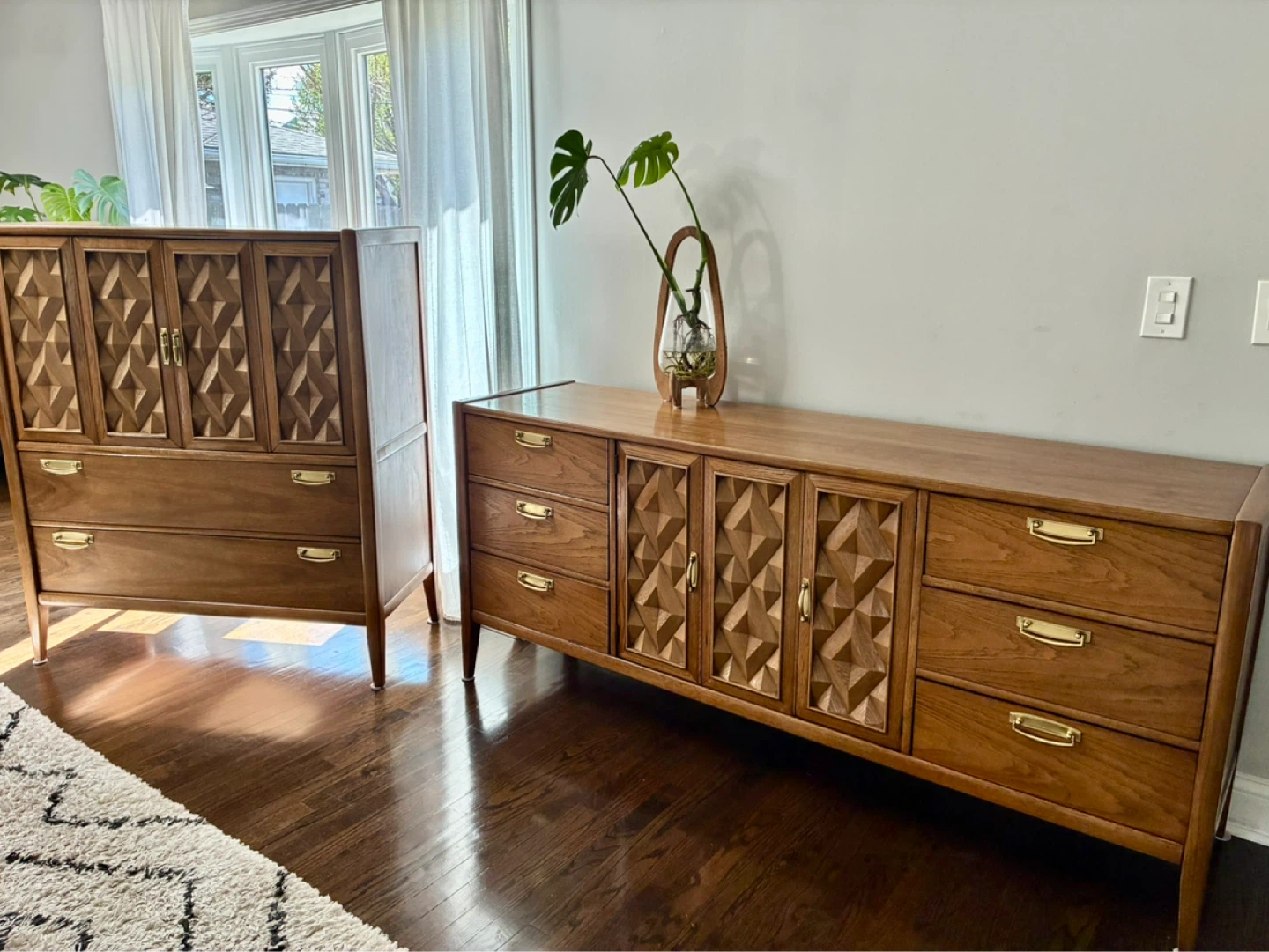 MCM Broyhill set - photo 2
