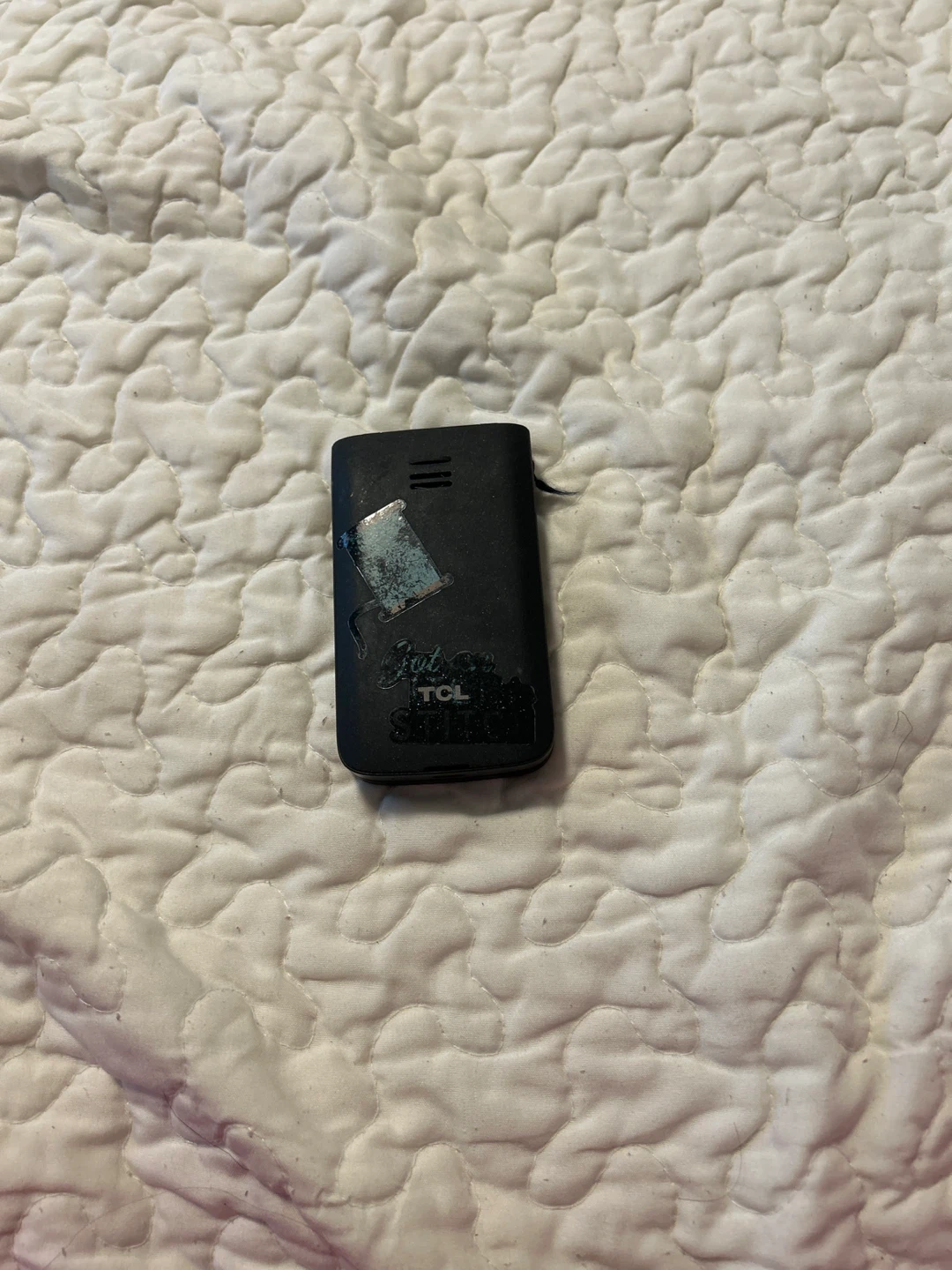 TCL Flip Phone - photo 2