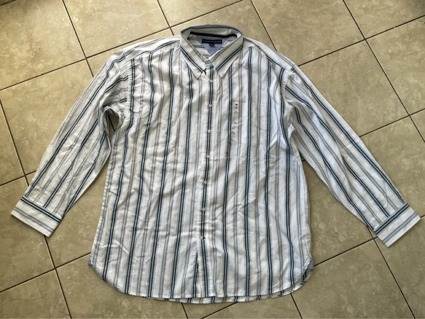 OFFER!! Striped Button-Up Shirt XXL