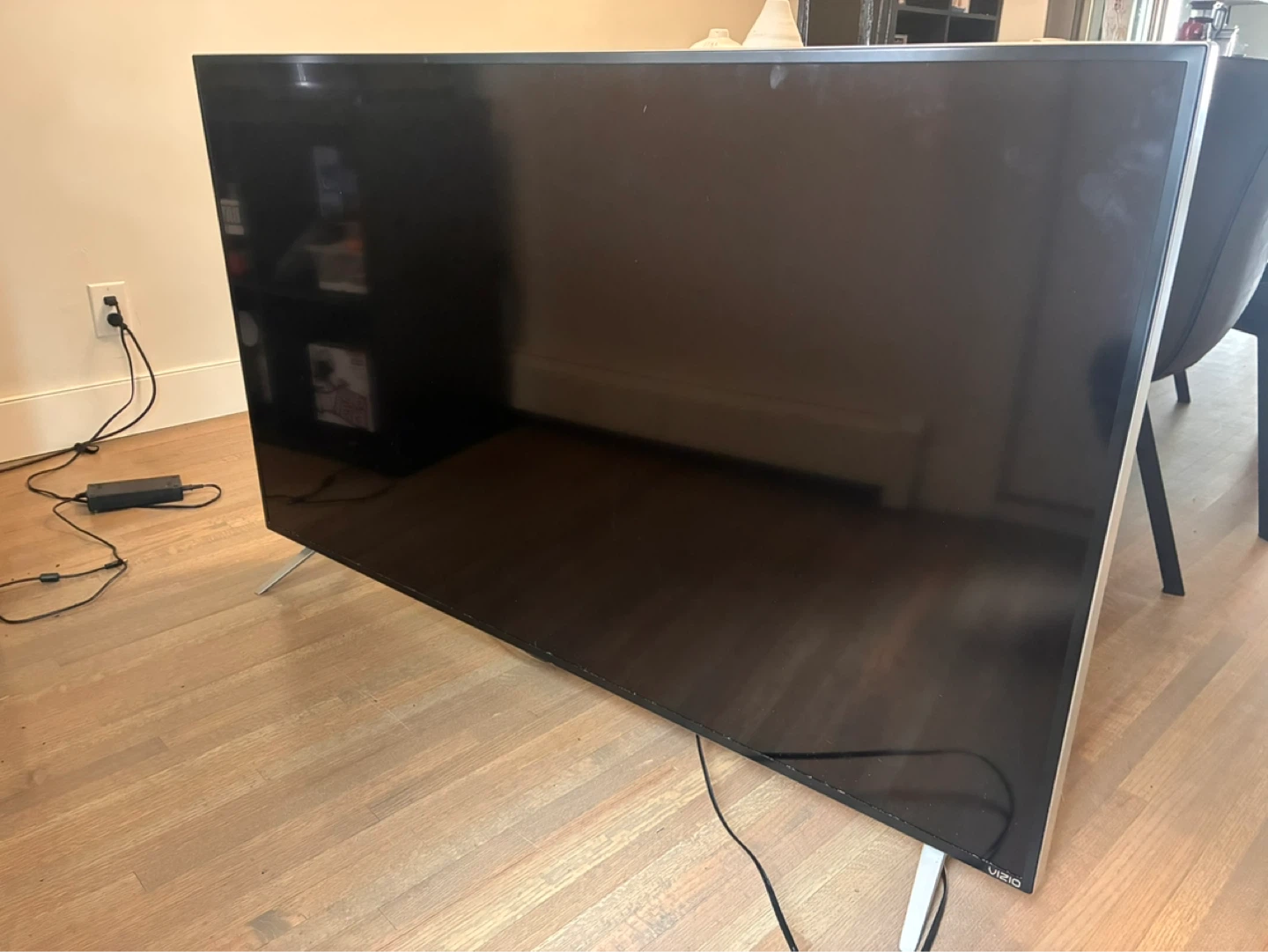 VIZIO M60-C3 60" Smart LED TV