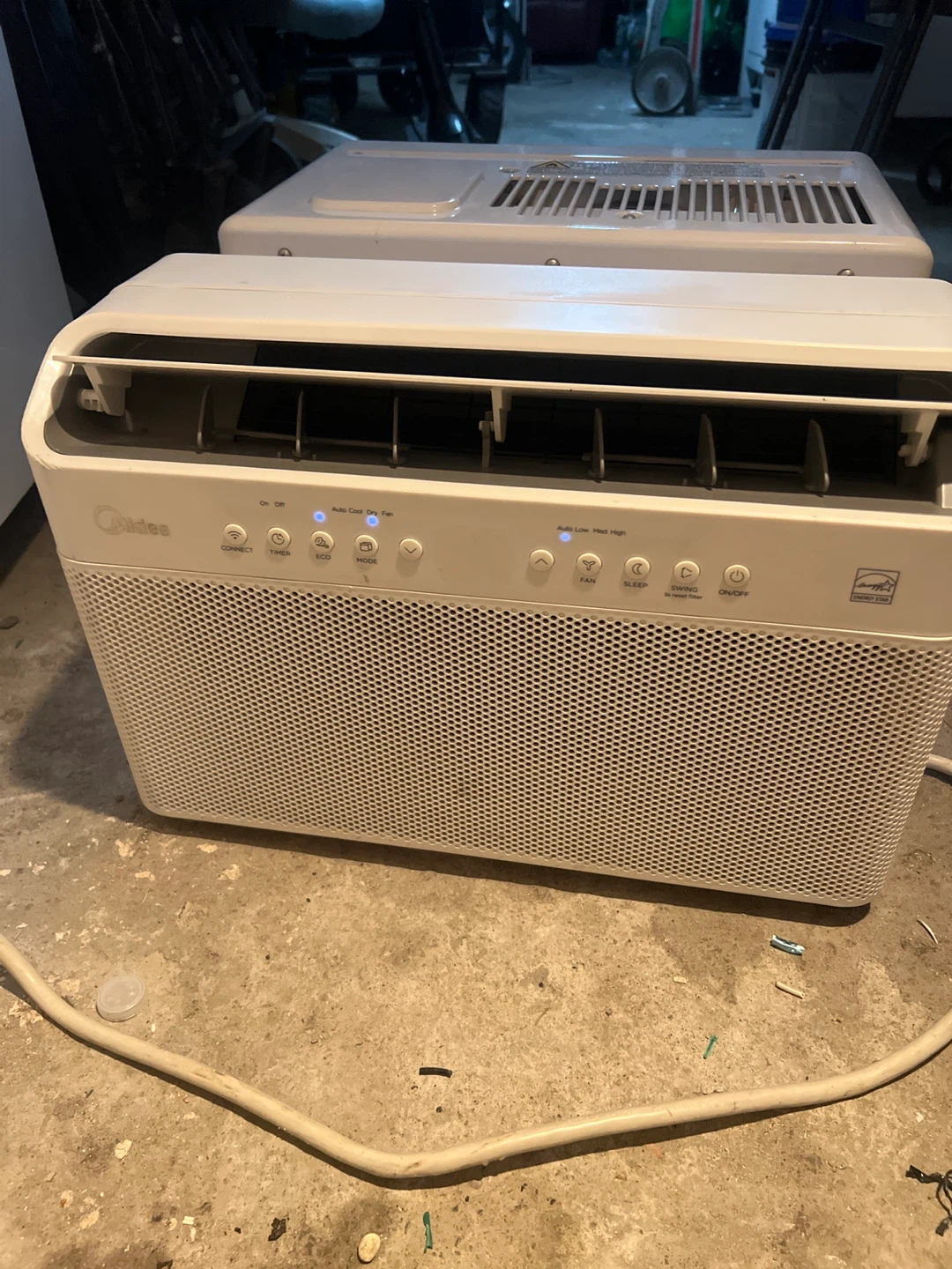 Midea Window Air Conditioner - photo 5