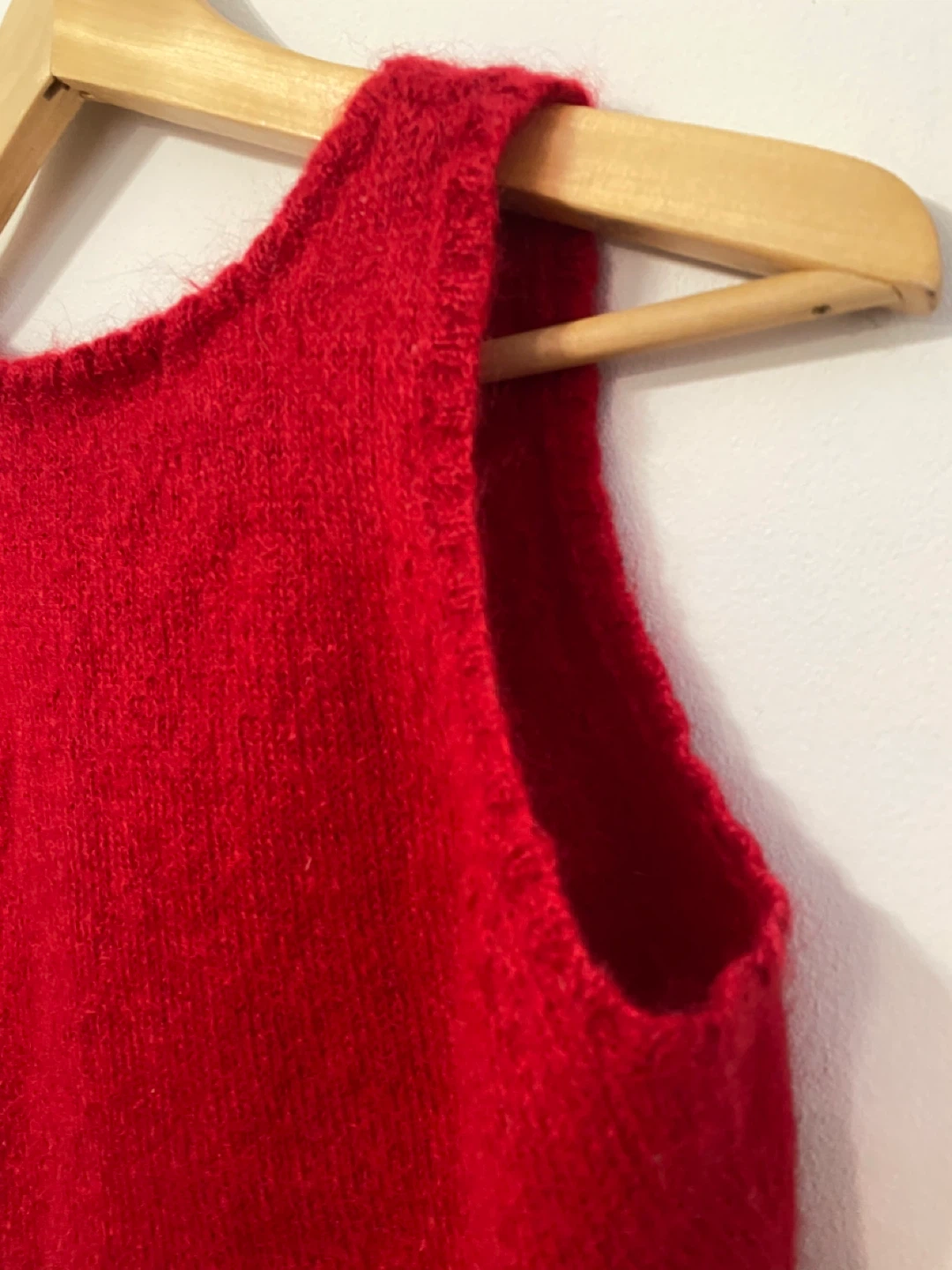 Vintage Club Monaco crop red knit tank - photo 5