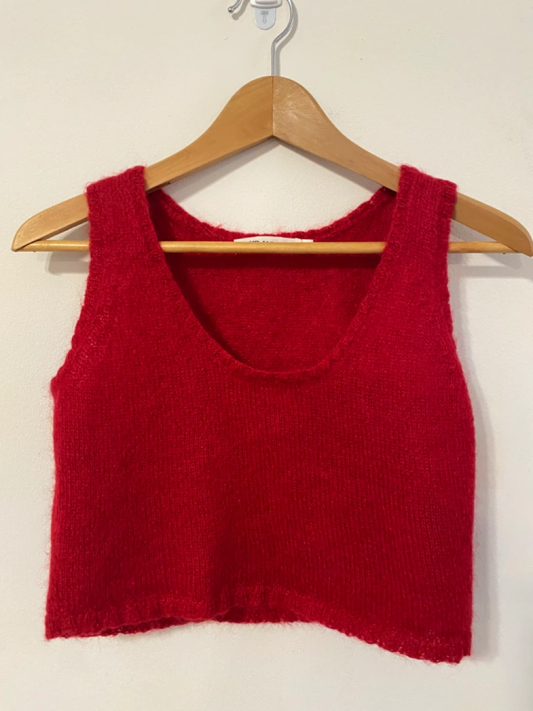 Vintage Club Monaco crop red knit tank