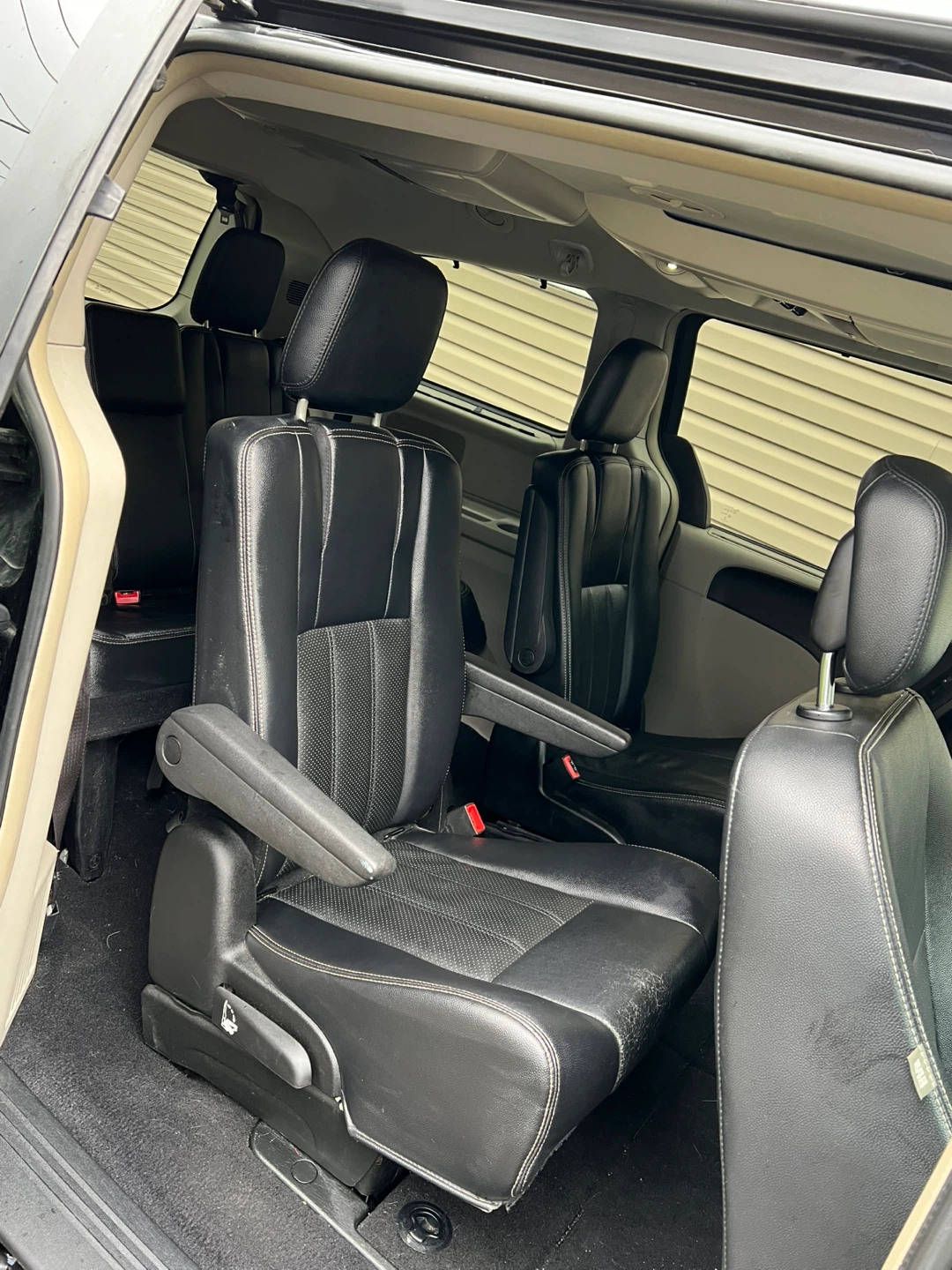2015 Dodge Grand Caravan - photo 4