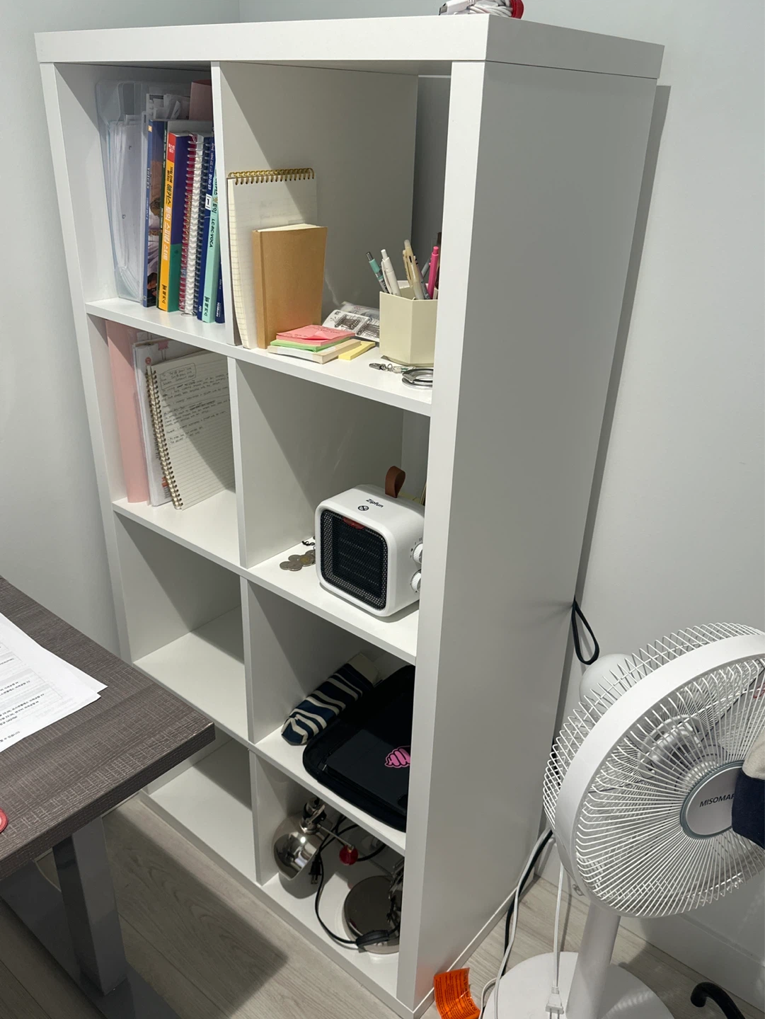 IKEA KALLAX Shelf Unit (White) – Like New