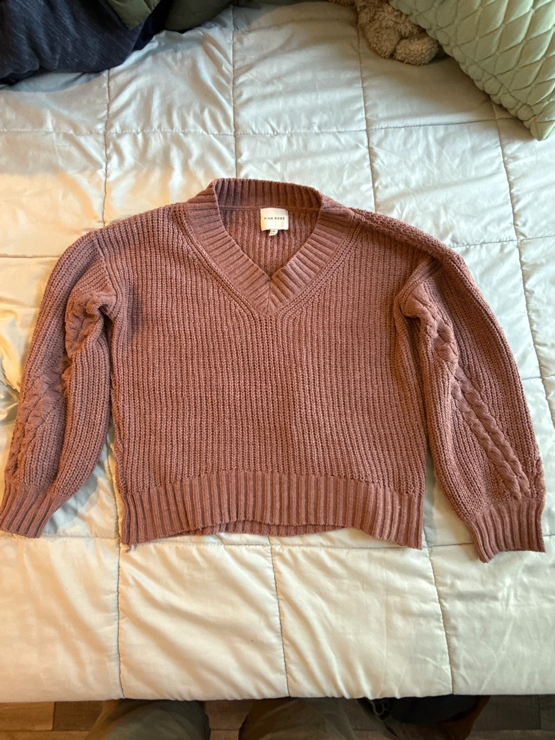 Pink Rose Pink Cable Knit V-Neck Sweater - Size S