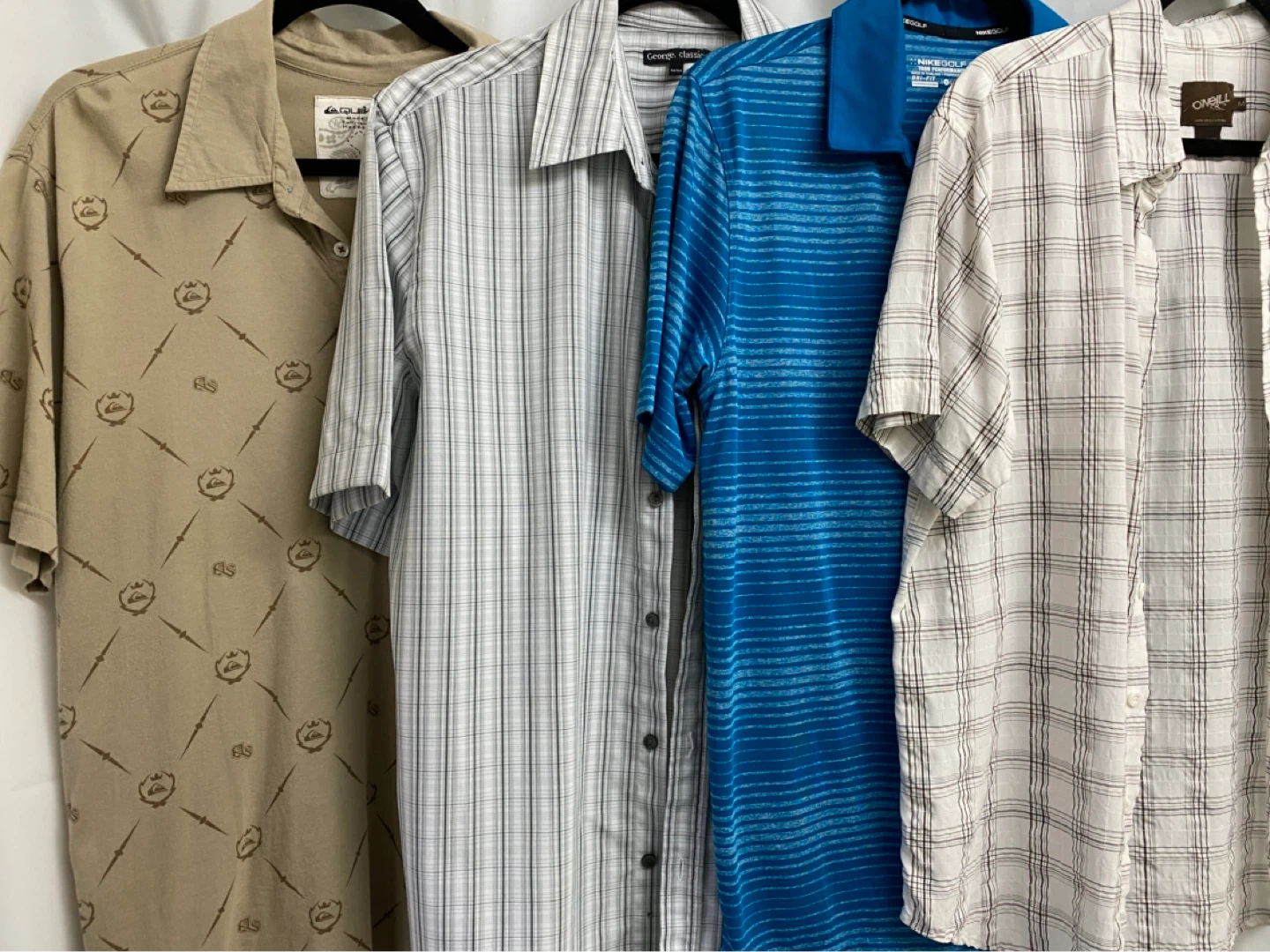 Men’s shirts (sizes vary)