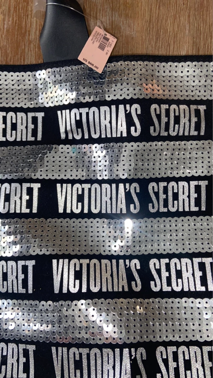Victoria's Secret Sequin Tote Bag - photo 3
